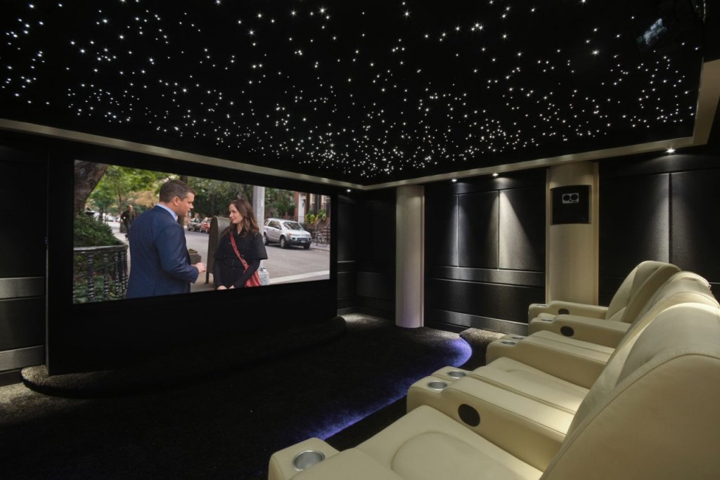 Home-Cinema-Beyond-368-5-of-8-image-on-screen